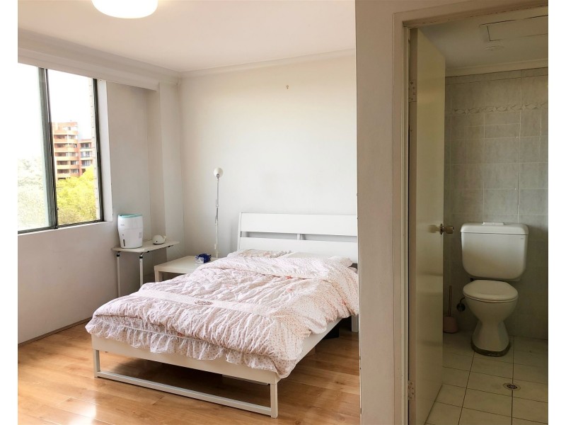 438 Forest Rd, Hurstville NSW 2220