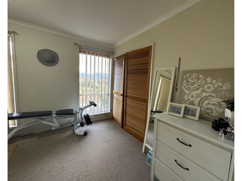 2/6 Dalkeith court, Sandy Bay TAS 7005