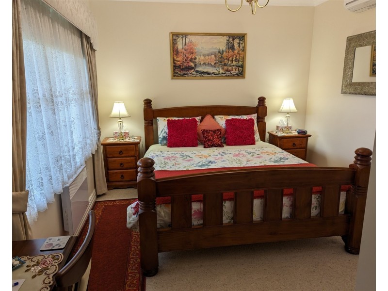 77  Leslie Road, Gisborne VIC 3437