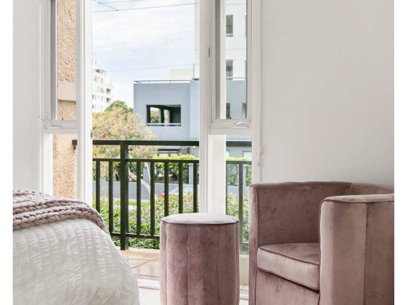 69 Esplanade East, Port Melbourne VIC 3207