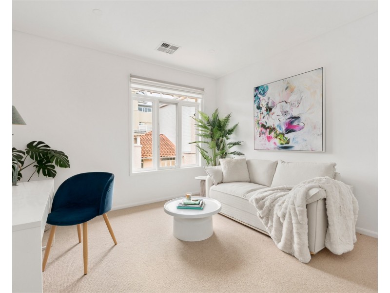 69 Esplanade East, Port Melbourne VIC 3207