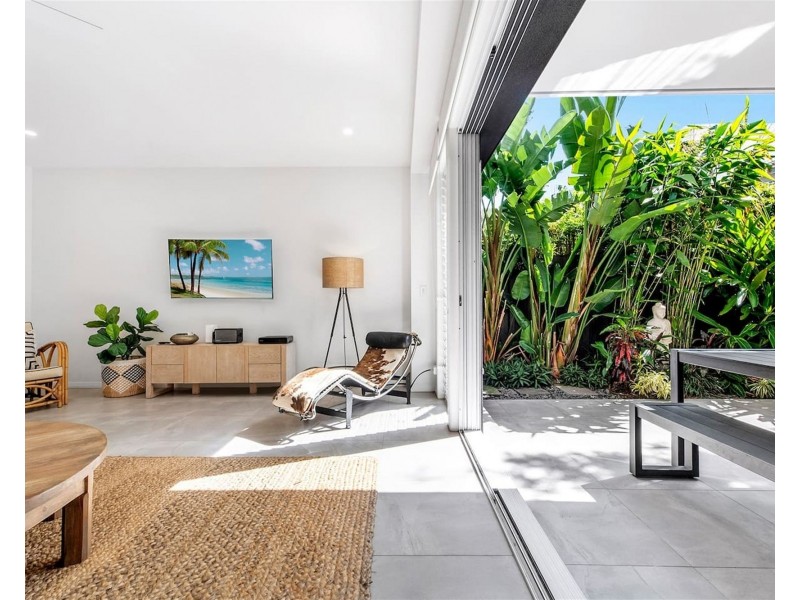 1/21 Arthur Street, Mermaid Beach QLD 4218