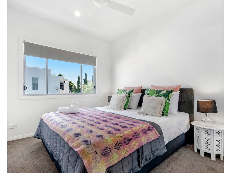 1/21 Arthur Street, Mermaid Beach QLD 4218