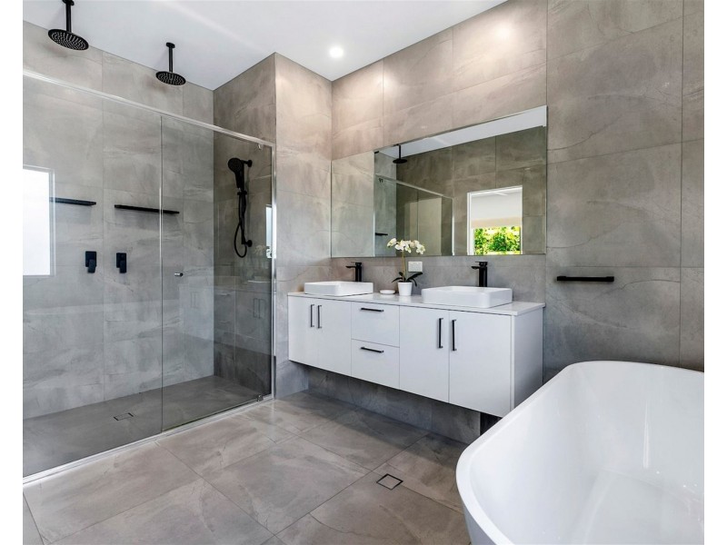 1/21 Arthur Street, Mermaid Beach QLD 4218