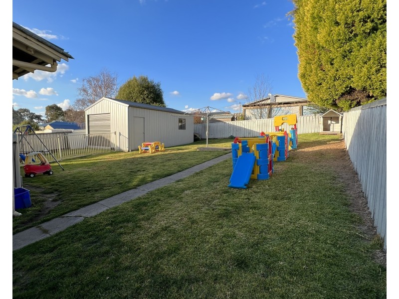 8 Hume ave, Wallerawang NSW 2845