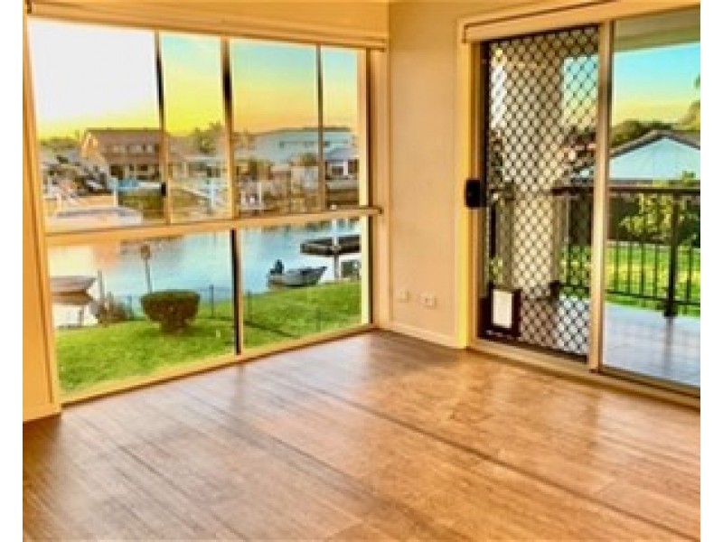 3/24 Akeringa Place, Mooloolaba QLD 4557