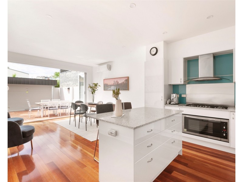 102 Nott Street, Port Melbourne VIC 3207