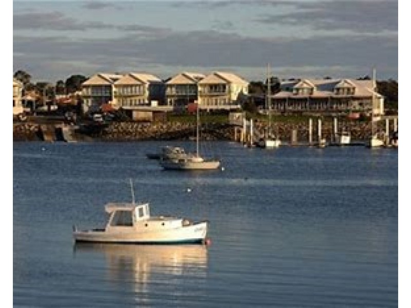 7 Paterson Crescent, George Town TAS 7253