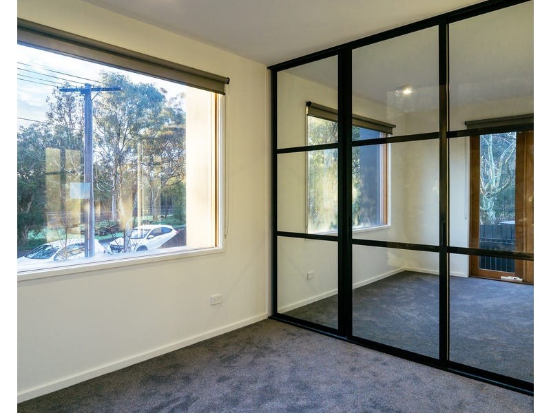 3/12 Essex Street, Glen Iris VIC 3146