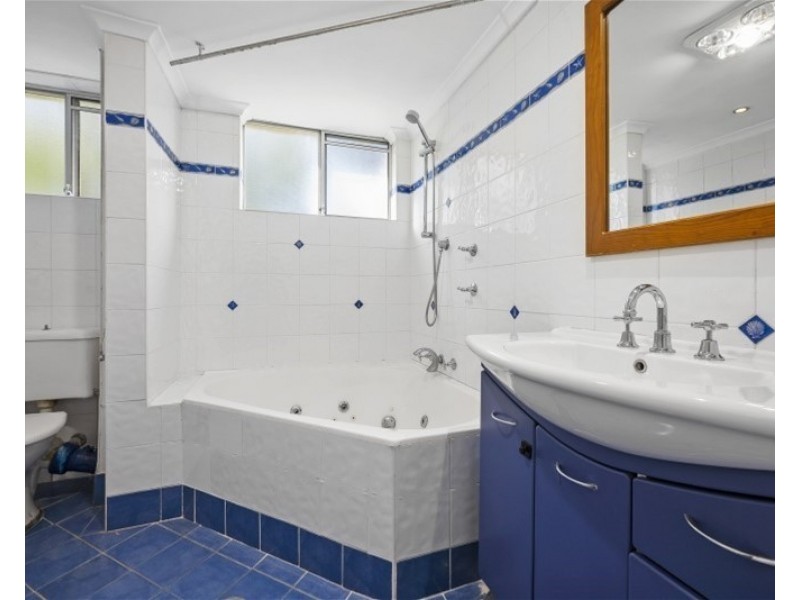 4/61 Wyndora Avenue, Freshwater NSW 2096