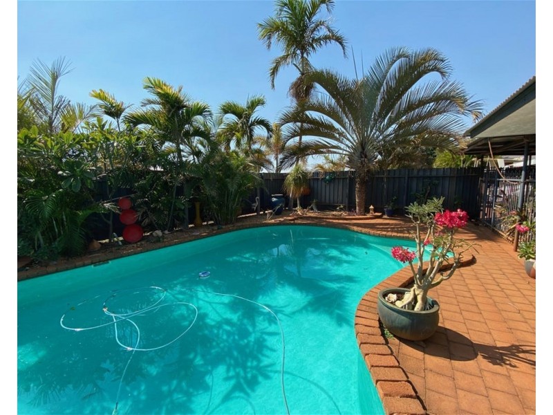 9 Pingandy  Crescent, Dampier WA 6713