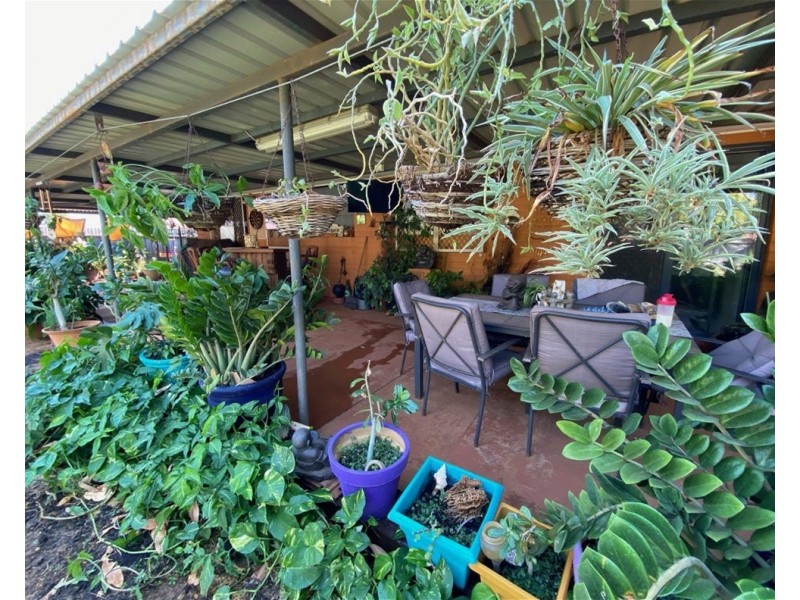 9 Pingandy  Crescent, Dampier WA 6713