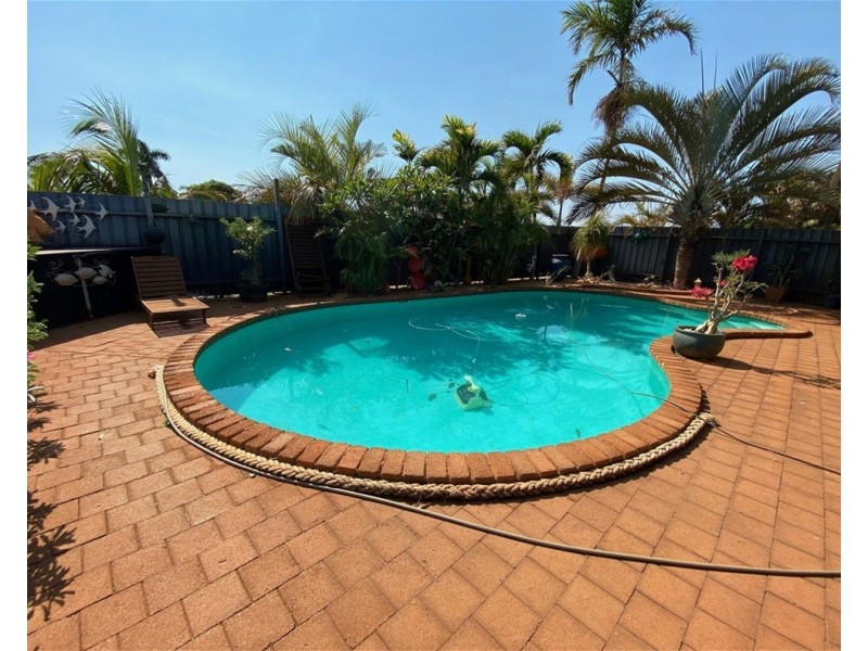 9 Pingandy  Crescent, Dampier WA 6713