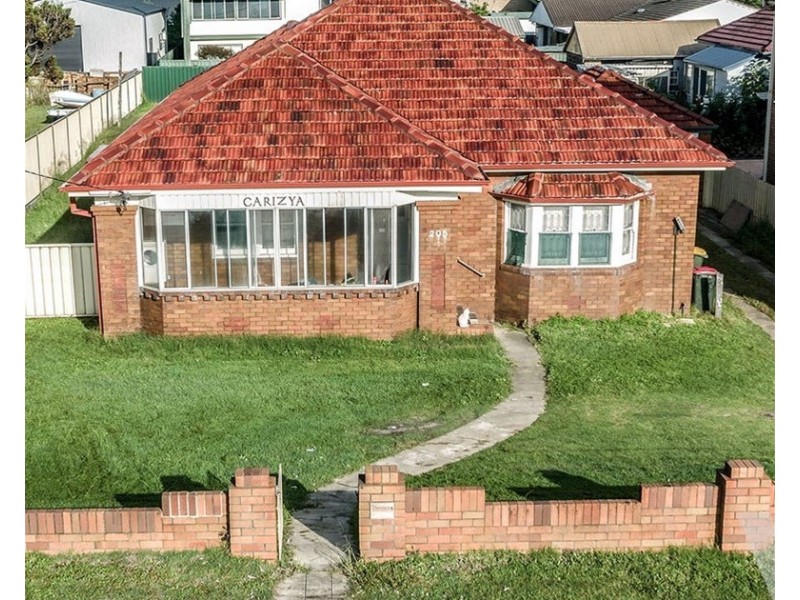 205 Mitchell Street, Stockton NSW 2295