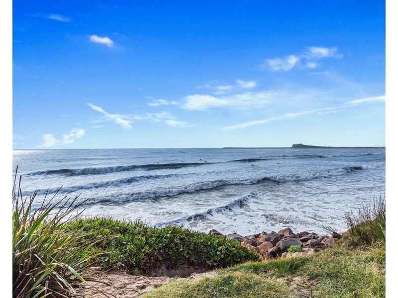 205 Mitchell Street, Stockton NSW 2295