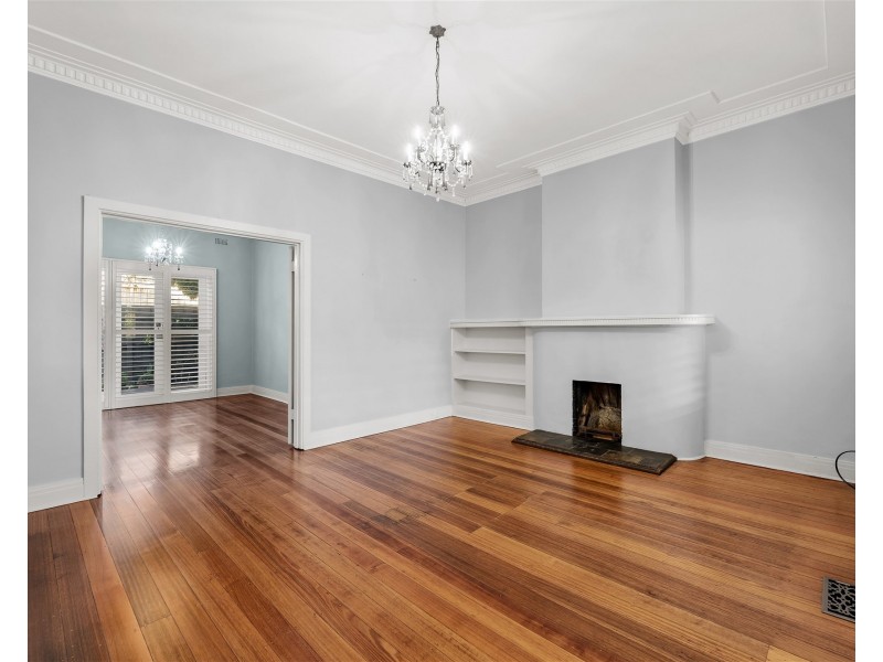 2/806 Burke Road, Camberwell VIC 3124