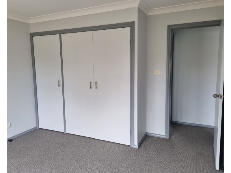 21 Thomas Tom Crescent, Parkes NSW 2870