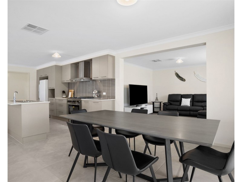 65 Marcia Avenue, Rye VIC 3941