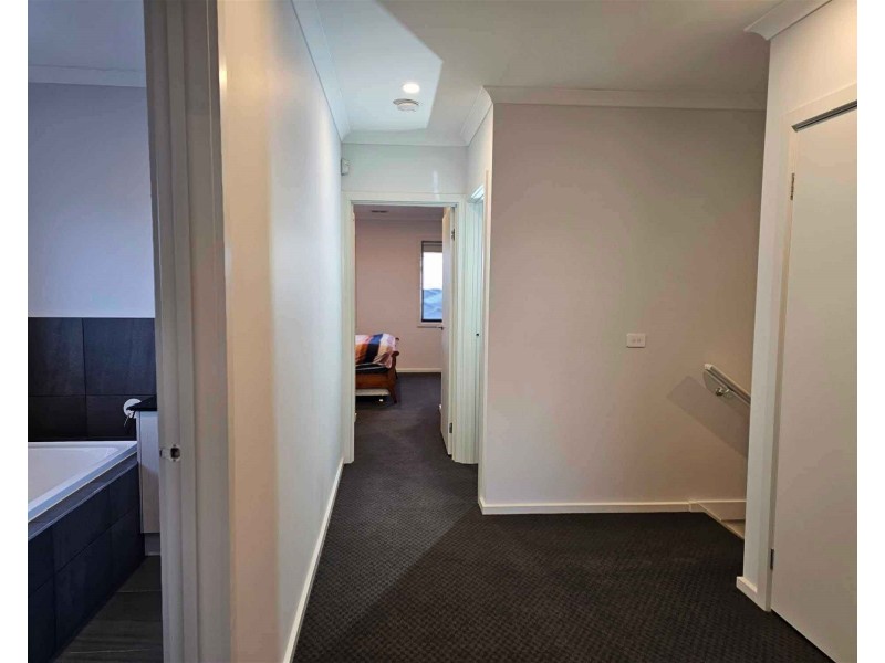 21 Gingera Street, Truganina VIC 3029