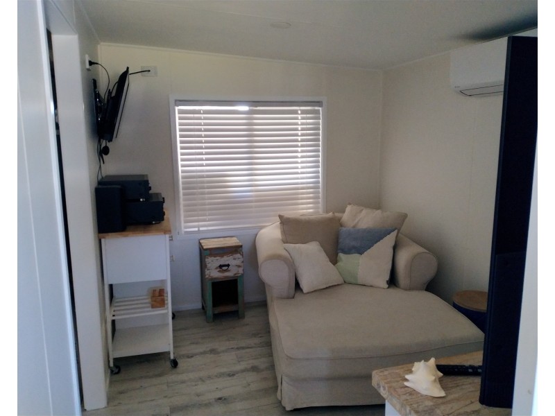 2/32 Esplanade, Tin Can Bay QLD 4580