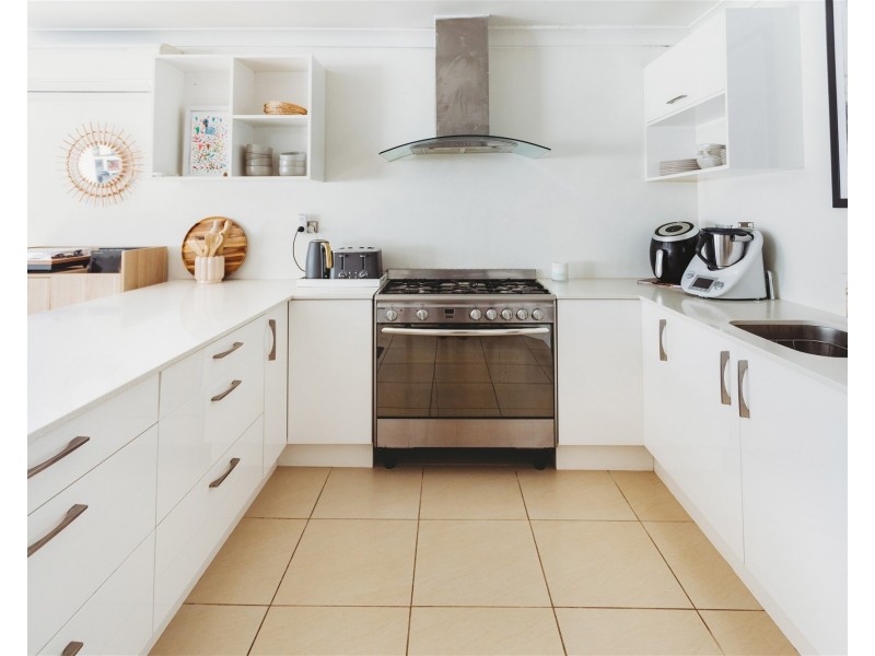 124 Morna Point Road, Anna Bay NSW 2316