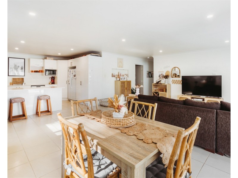 124 Morna Point Road, Anna Bay NSW 2316