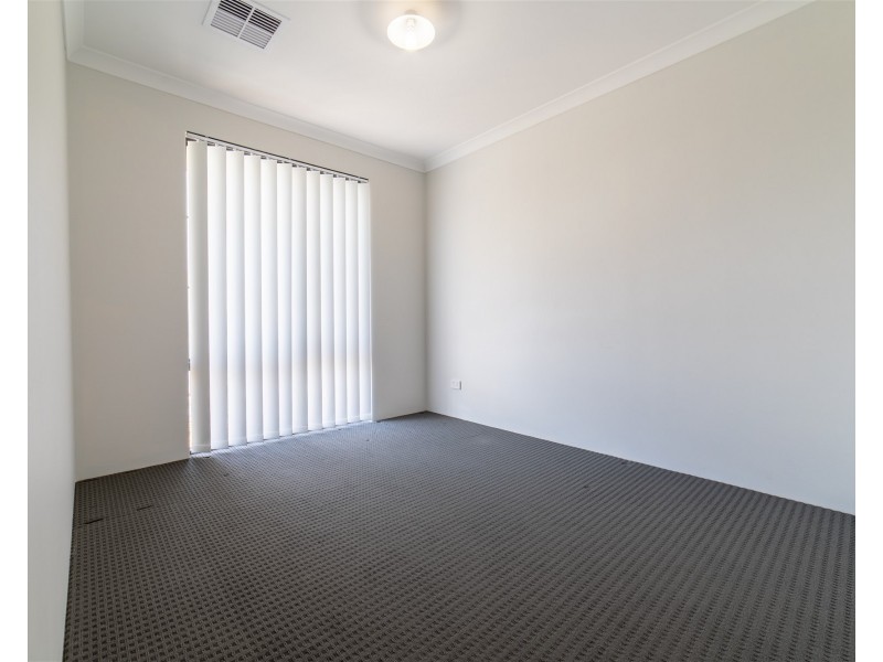 162 Lyon Road, Aubin Grove WA 6164