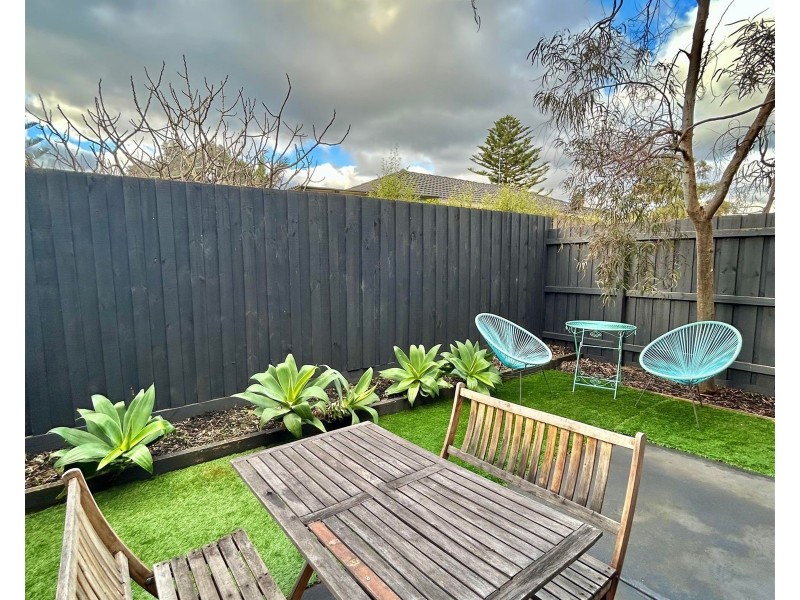 Unit 4/20  Setani Crescent, Heidelberg West VIC 3081