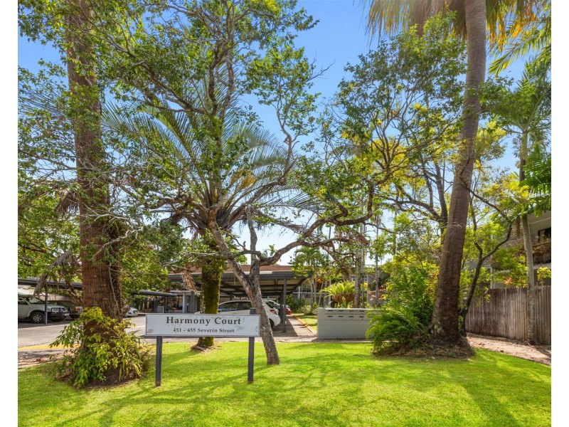 15/451 Severin street, Manunda QLD 4870