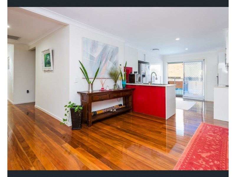 14 Lergessner St, Biggera Waters QLD 4216