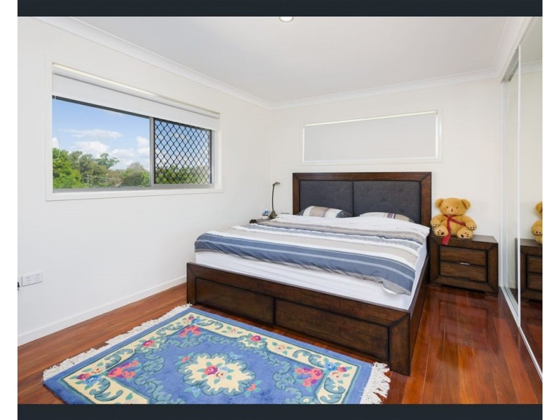 14 Lergessner St, Biggera Waters QLD 4216