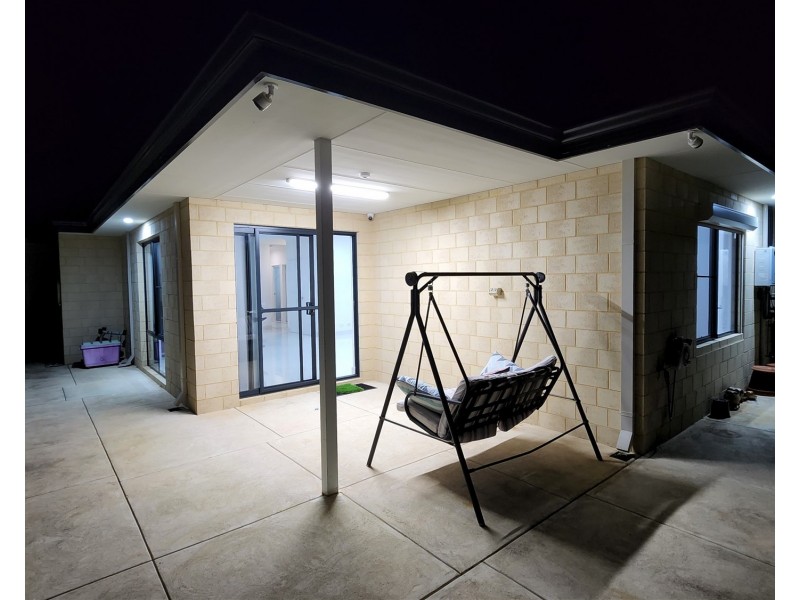 41 Honeywood Avenue, Wandi WA 6167