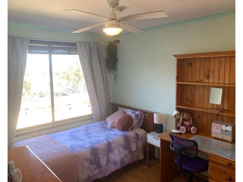 3 Tarana Ave, Kanahooka NSW 2530
