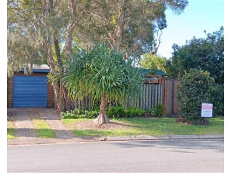 16 Spindrift Avenue, Coolum Beach QLD 4573