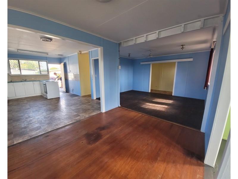 7 Redmond Street, Avenell Heights QLD 4670