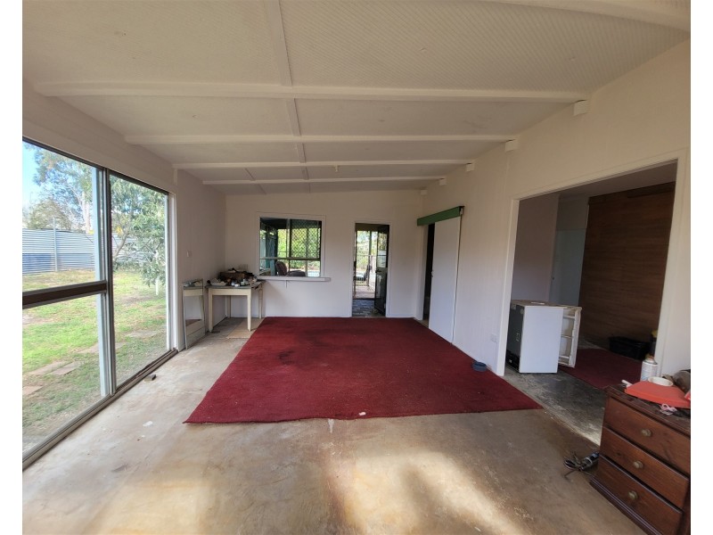 7 Redmond Street, Avenell Heights QLD 4670