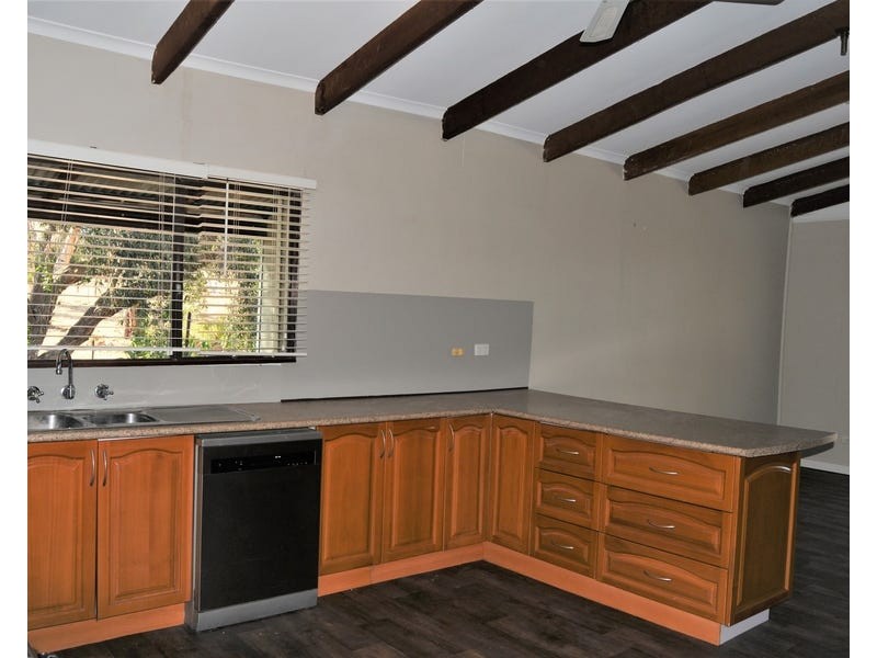 685 Stanwix Place, Wooroloo WA 6558