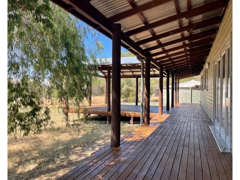 685 Stanwix Place, Wooroloo WA 6558