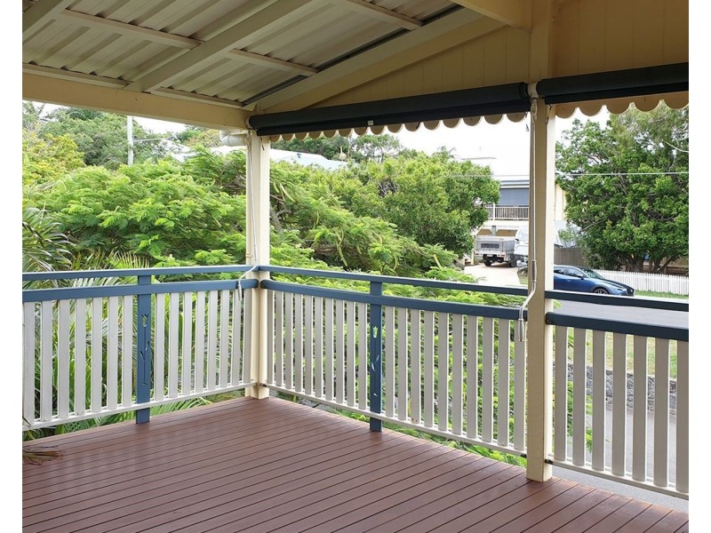 58 A Cotton St,, Shorncliffe QLD 4017