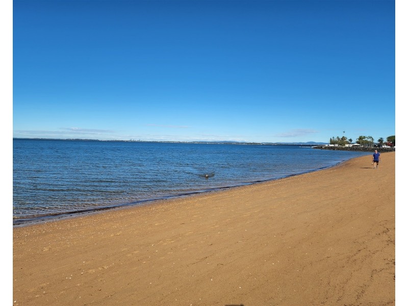 180  Hornibrook Esp., Clontarf QLD 4019