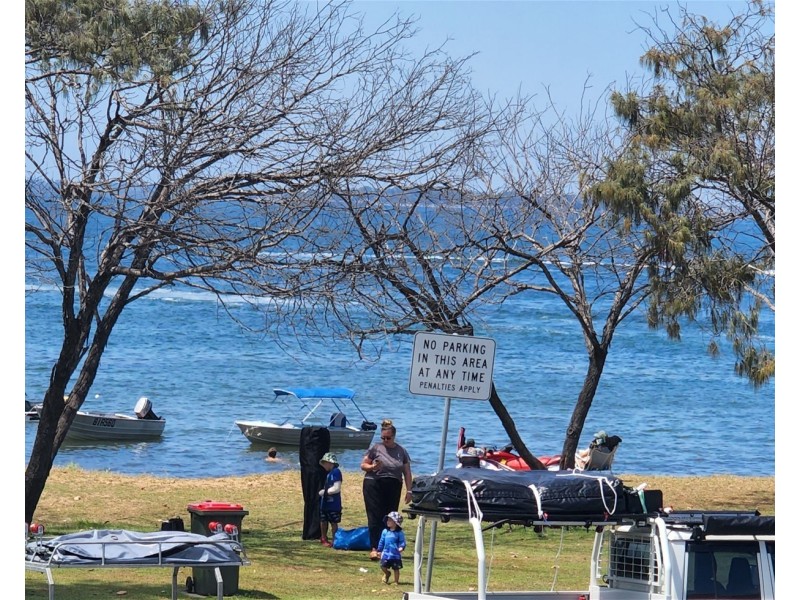 180  Hornibrook Esp., Clontarf QLD 4019