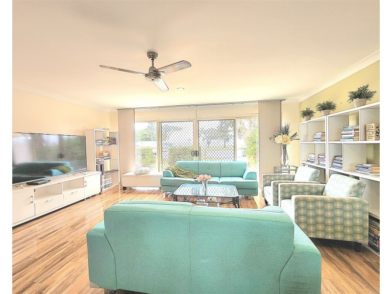 180  Hornibrook Esp., Clontarf QLD 4019