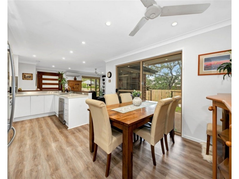 12 Picnic Place, Canungra QLD 4275