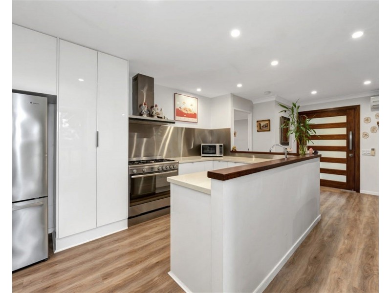 12 Picnic Place, Canungra QLD 4275