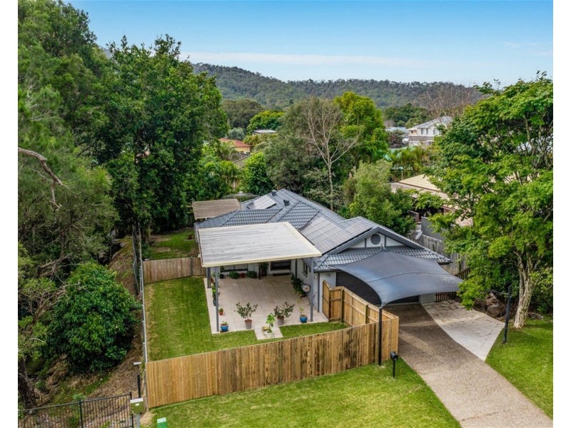 12 Picnic Place, Canungra QLD 4275