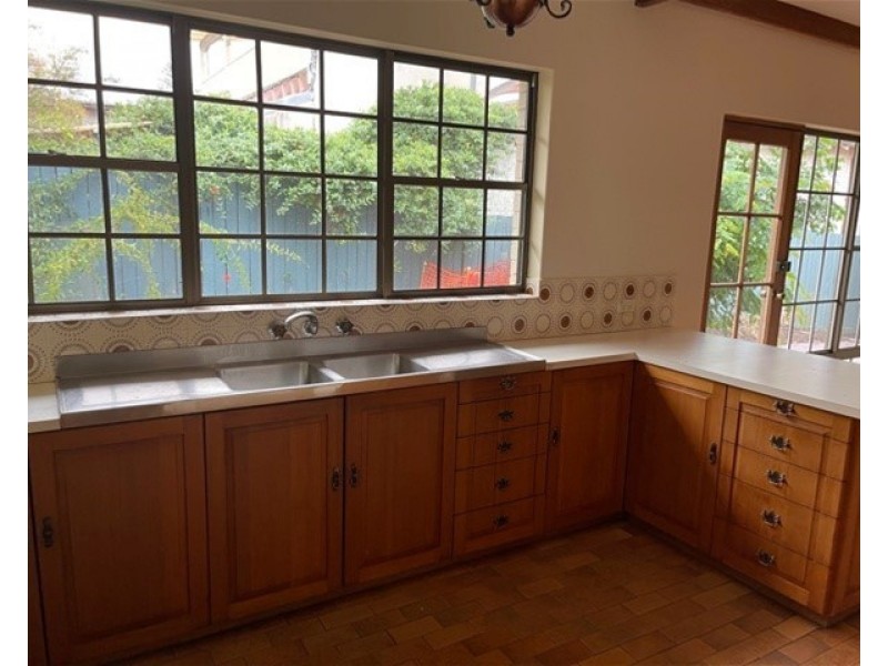 37 Elizabeth Street, Cottesloe WA 6011