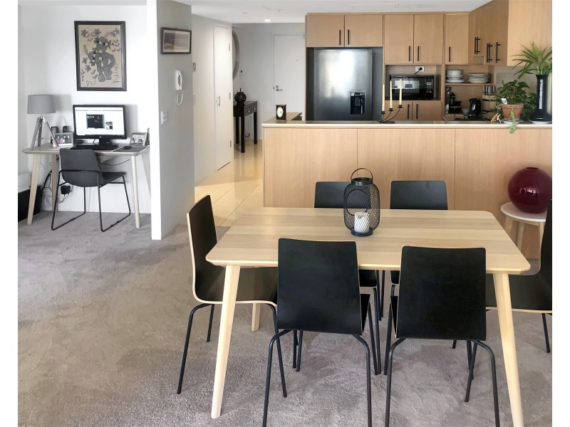 2003/50 Marine Parade, Southport QLD 4215