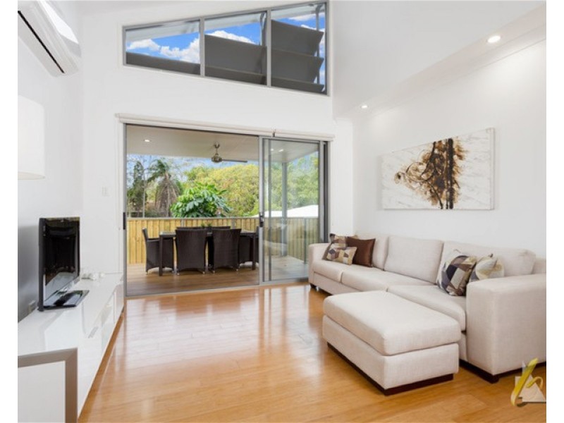 9/45  Kersley  Road, Kenmore QLD 4069