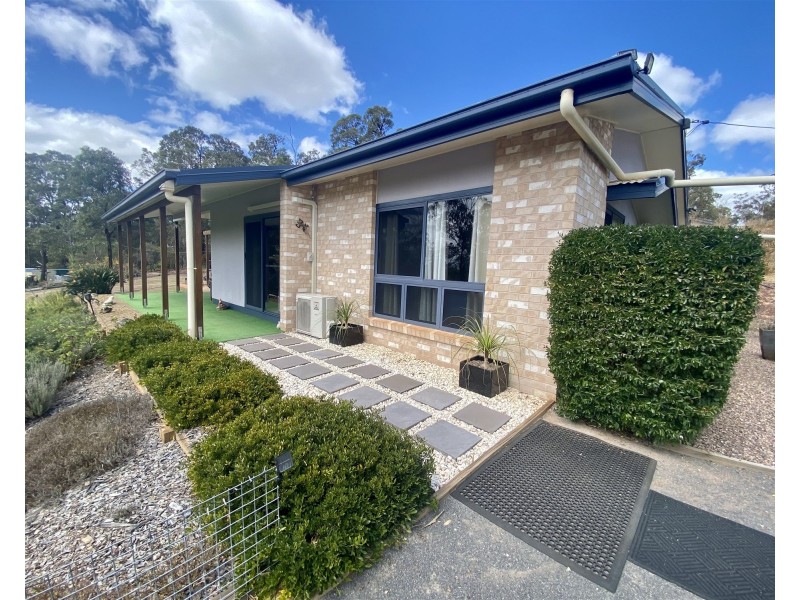 305 Brocklehurst Road, Wattle Camp QLD 4615