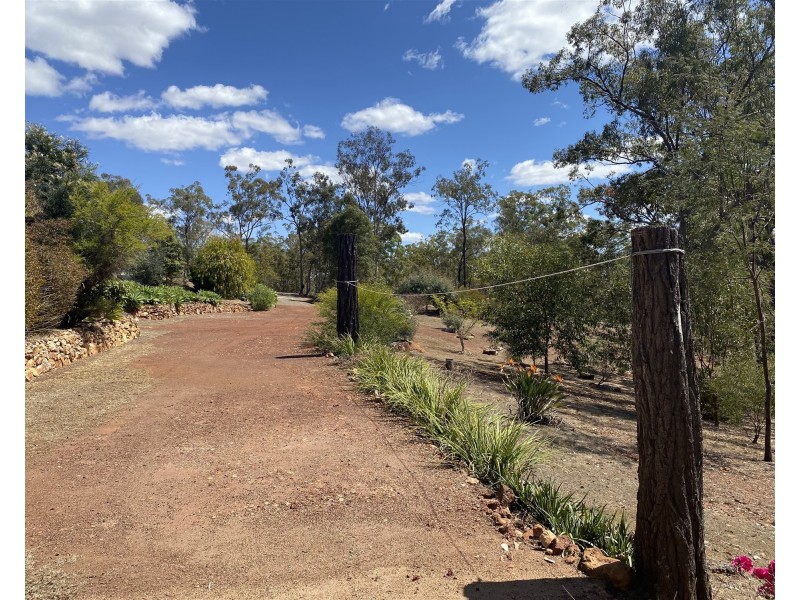 305 Brocklehurst Road, Wattle Camp QLD 4615